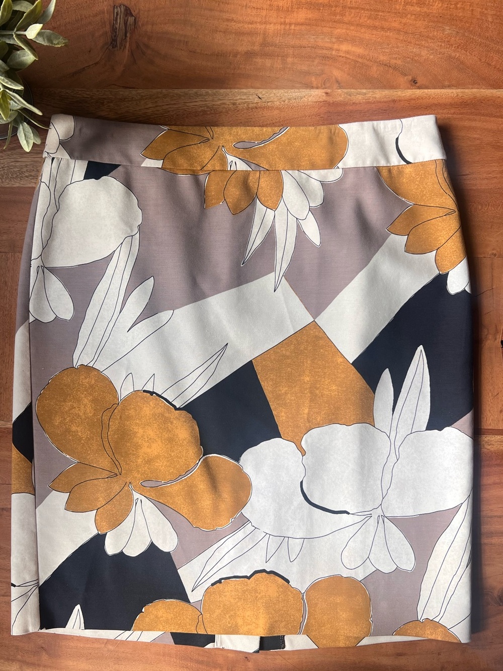 Ann Taylor Multicolored Pencil Skirt